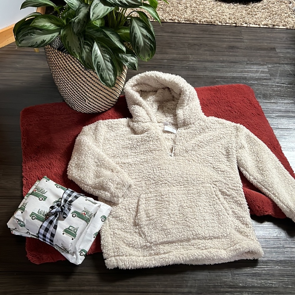 Adorable fleece jacket med NWT Gap